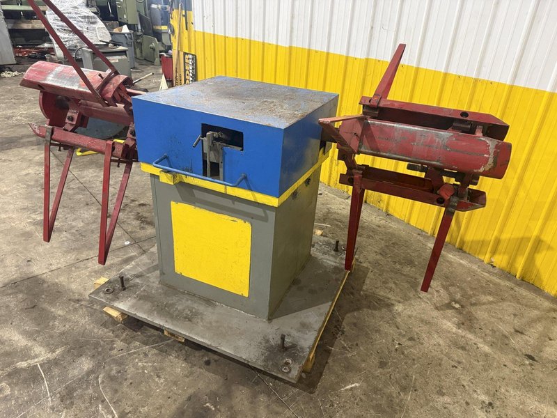 3,000 LB x 24" MARION MFG DOUBLE END PULL OFF COIL REEL UNCOILER 2010: YOBRO #26063