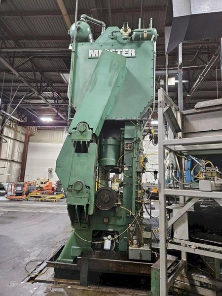 Minster Press For Sale - 400 ton Capacity Hevi-Stamper Model E2-400-96-42 Year 1990