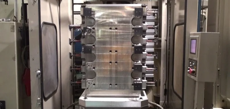 1999 HITACHI SEIKI HS630 WITH RGV | Machining Centers, Horizontal