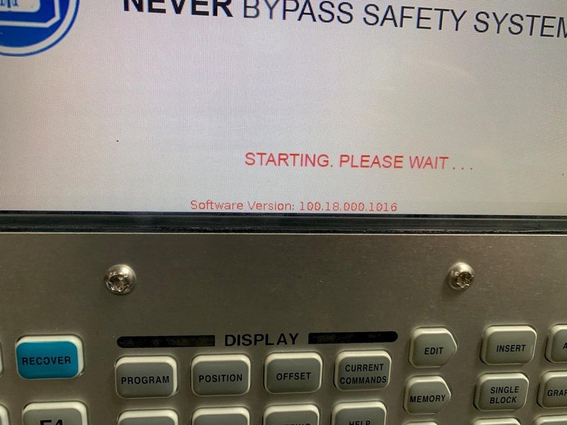 HAAS MINI MILL Vertical Machining Center Stock #: 81088975 - $27,000 (Santa Ana)