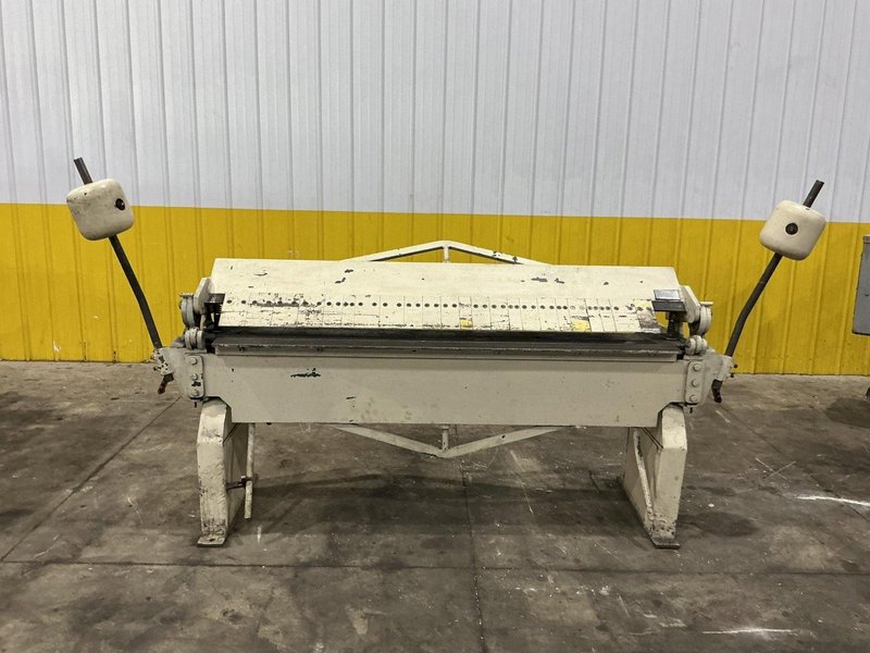 72" X 12 GAUGE NATIONAL MODEL #U7212 MANUAL BOX &amp; PAN FINGER BRAKE: YOBRO #25672
