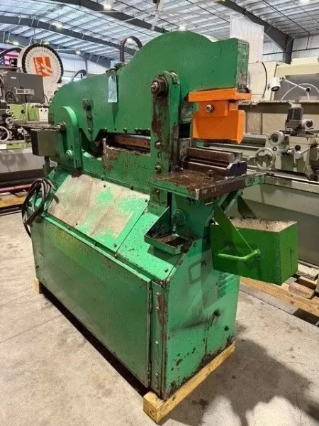 PIRANHA P3  Hydraulic Iron Worker 50 Ton USA #7576