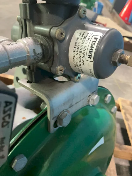 FISHER D4 CL1500 CONTROL VALVE   -  D4 (SPRING-TO-CLOSE)