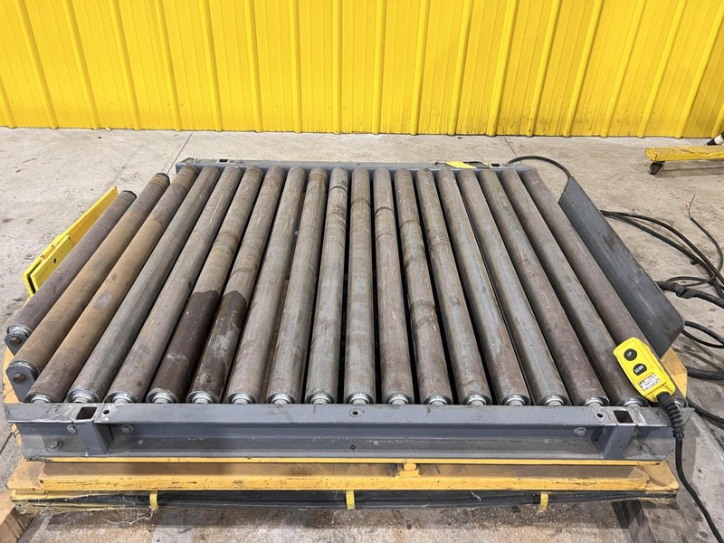 4,000 LBS X 60" X 48" ECONO LIFT HYDRAULIC SCISSOR LIFT TABLE WITH ROTARY ROLLER CONVEYOR TOP, 115 VOLT: STOCK #20958