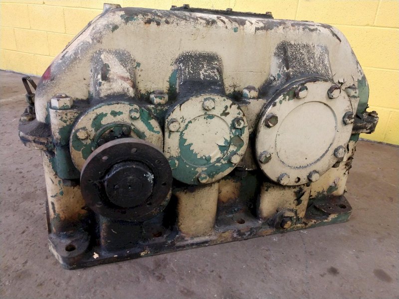 40 HP HAMILTON GEAR &amp; MACHINE REDUCING GEAR BOX: STOCK #10829