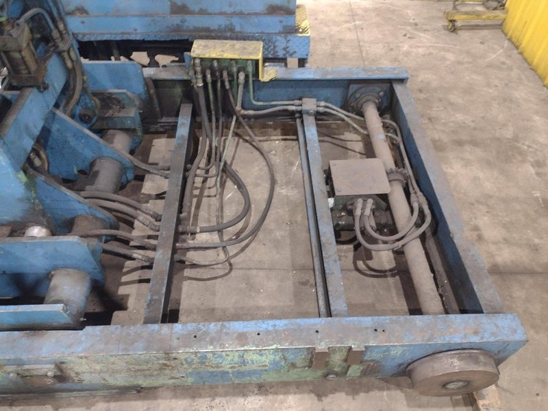 20,000 LBS BRANER HYDRAULIC COIL UPENDER WITH POWER FEED CONVEYOR: YOBRO #25238