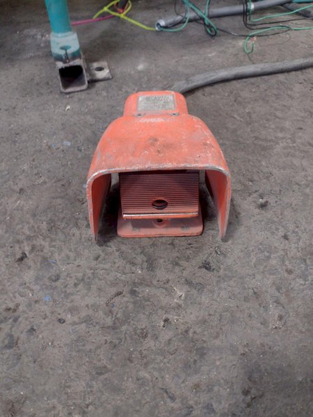 72" X 18 GA IOWA PRECISION MODEL WHISPER-LOC HYDRAULIC PITTSBURG SEAM CLOSURE MACHINE: STOCK #17509