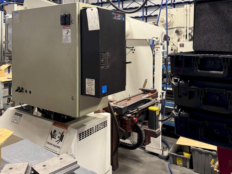 Accurpress 7606 60 Ton Press Brake