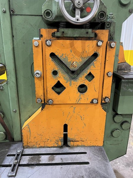 110 TON PEDDINGHAUS PEDDIWORKER MODEL #1050 HYDRAULIC IRONWORKER: STOCK #19922