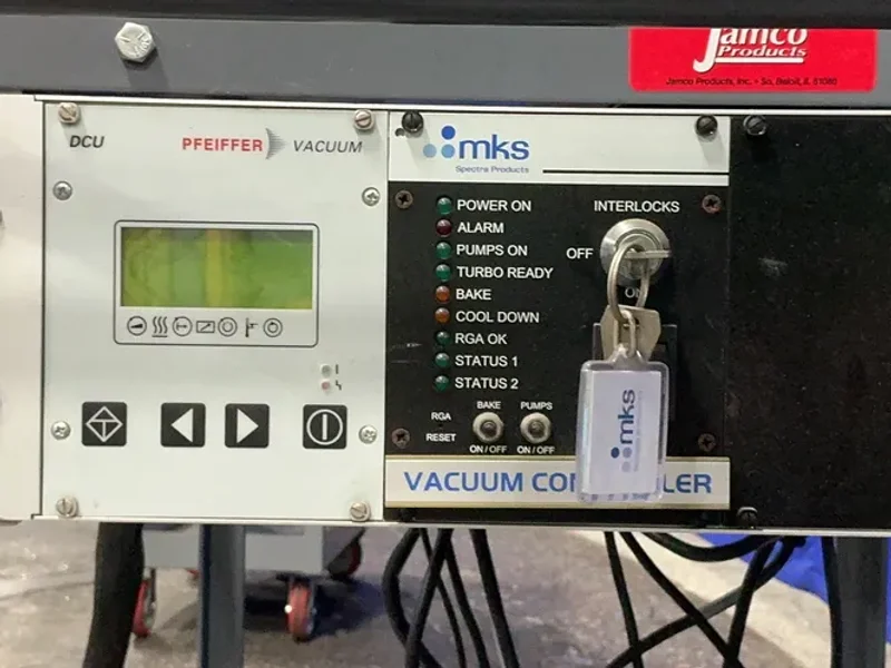 VACUUM COMPONENT W/ TURBOMOLECULAR PUMP