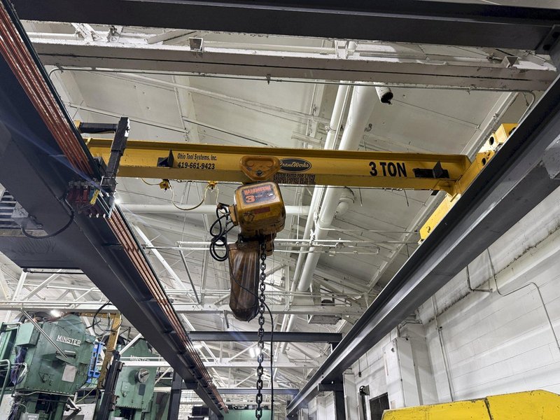 (2) 3 TON x 12' WIDE x 60' LONG CRANE WORKS / HARRINGTON FREE STANDING BRIDGE CRANE SYSTEM: YOBRO #24680