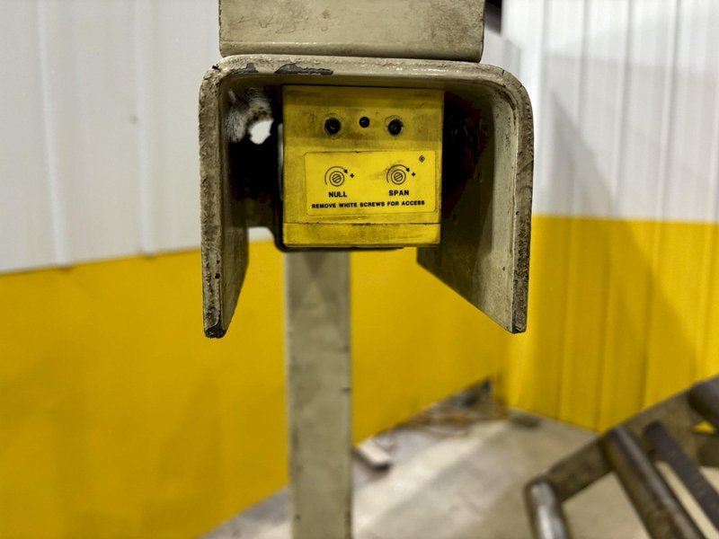 12&quot; X .125&quot; CWP MODEL #SE12B MOTORIZED COIL STRAIGTHENER. STOCK # 1007324