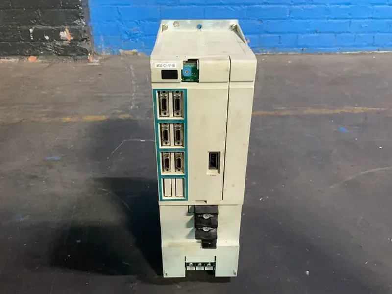 MITSUBISHI SERVO DRIVE UNIT  -  MDS-C1-V1-90