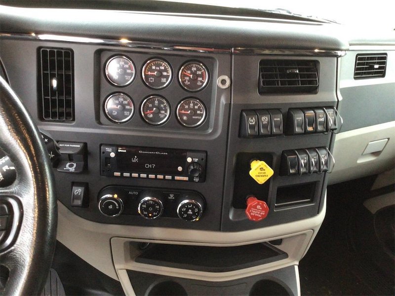 2023 Peterbilt 579 1XPBDP9X9PD854346