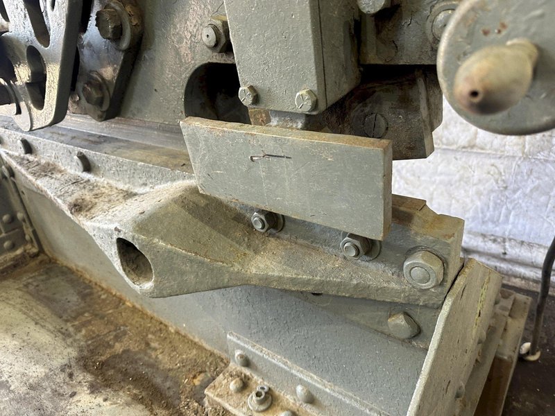 6&quot; X 6&quot; X 1/2&quot; HENRY &amp; PEL MODEL MK-20 IRONWORKER: STOCK #77858