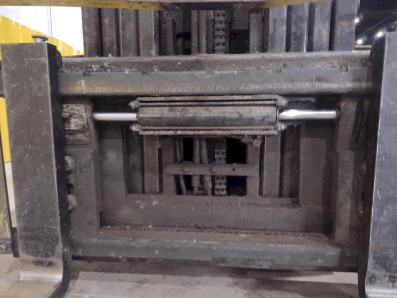 3,000 LB HYSTER MODEL #E45XM-27 ELECTRIC LIFT TRUCK FORKLIFT: STOCK #20642