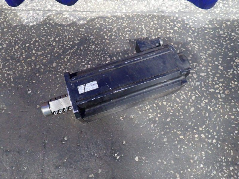 REXROTH SERVO MOTOR   -  MSK101E-0300-FN-M1-BG2-NNNN