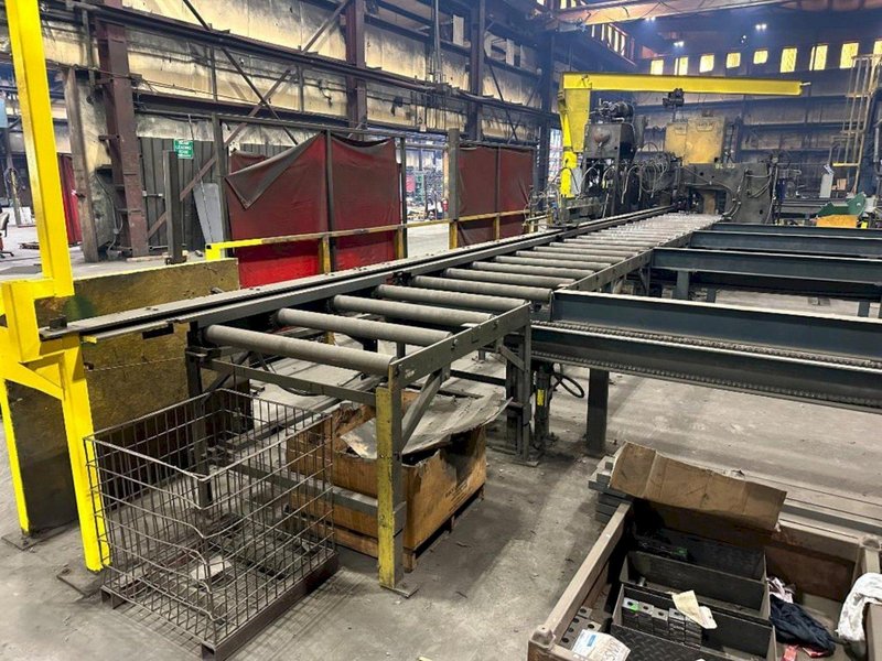 60&#039; X 42&quot; POWERED ROLLER CONVEYOR: STOCK #22909