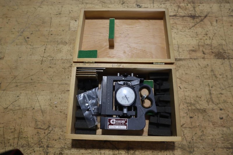 Standard Gage VersaDial w Wood Box- Auction Item