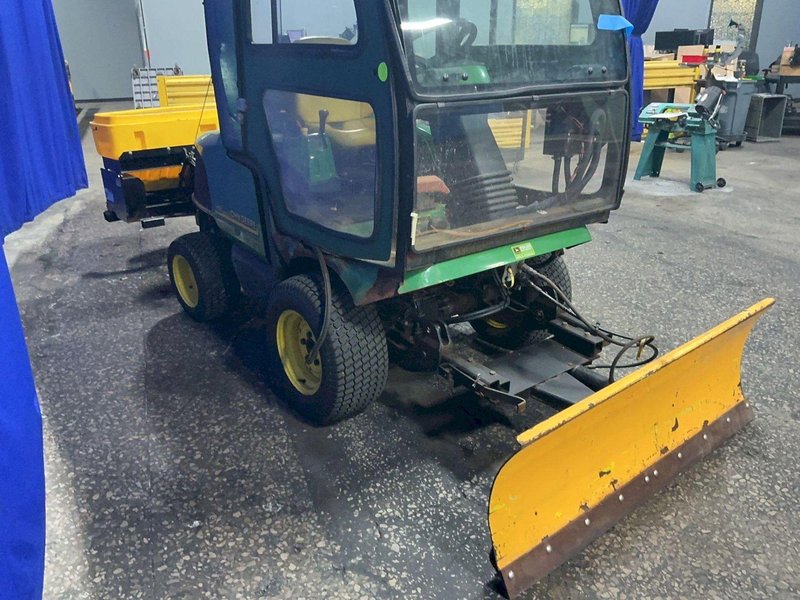 JOHN DEERE 54" BLADE 4WD TRACTOR W/SNOW PLOW &amp; SALT SPREADER  -  1435