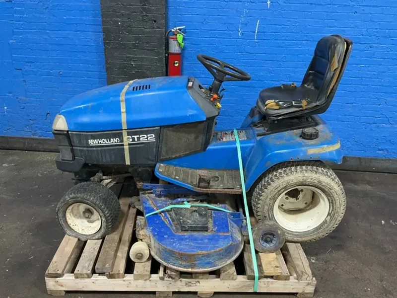 NEW HOLLAND 60” TRACTOR  -  GT22