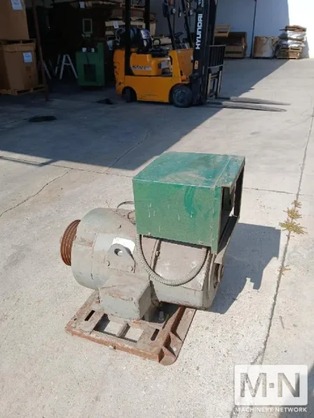 2 1/2 " NRM EXTRUDER MFG 1977