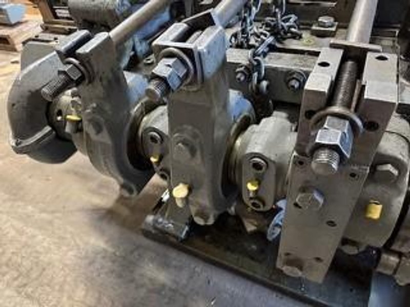 NILSON S4F FOURSLIDE WIRE FORMING MACHINE