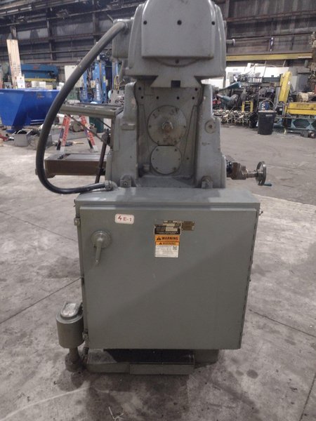 #205 K&amp;T MILWAUKEE KEARNEY AND TRECKER MODEL #205 S-12 HORIZONTAL MILL WITH TOOLMAKERS VERTICAL HEAD: STOCK #22495