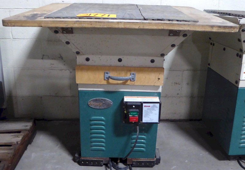 Grizzly Downdraft Sanding Table G0534, 600 CFM, 24&quot; x 24&quot; Tbl., 1 Phase