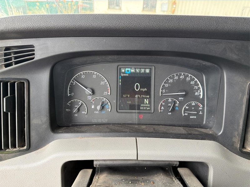 2020 Freightliner Cascadia 1FUJHHDV0LLLC1688