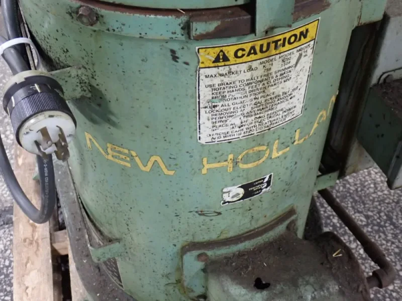 NEW HOLLAND 4,000 WATTS INDUSTRIAL DRYER  -  K-24