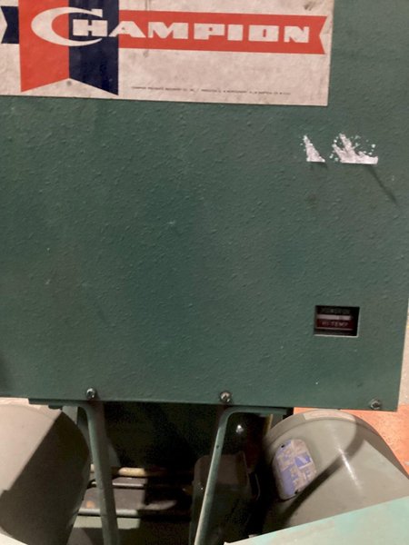 CHAMPION 8010 AIR COMPRESSOR USED