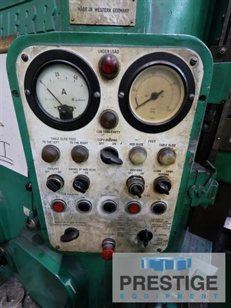 Gear Hobbers Vertical