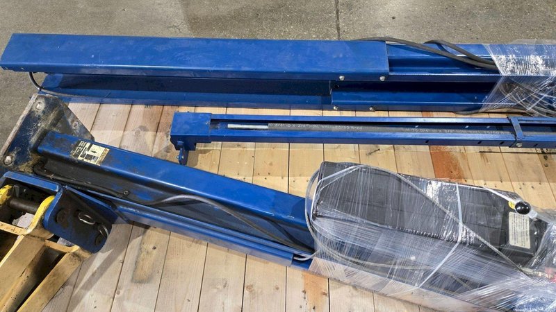 ROTARY 2-Post Vehicle Lift USED