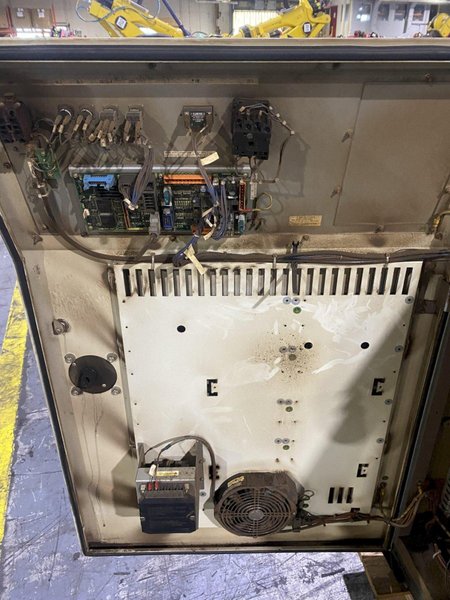 FANUC – M-900iA/350 w/ R-30iA Controls PARTS ONLY