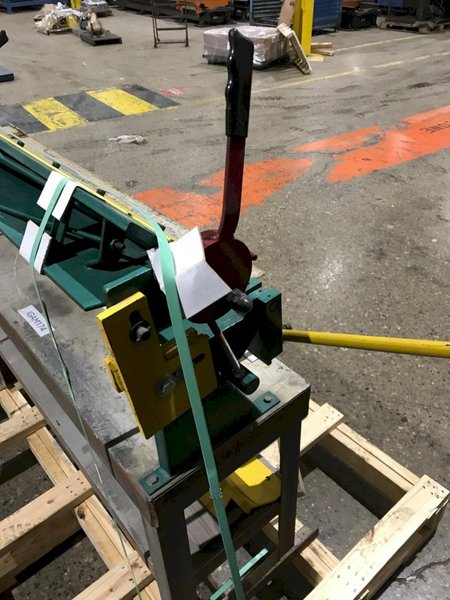 MANUAL PRESS BRAKE USED