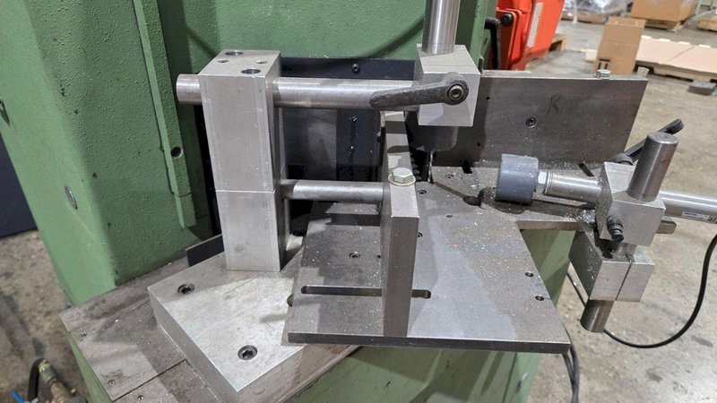 AMP T-350 Double Mitre Saw USED