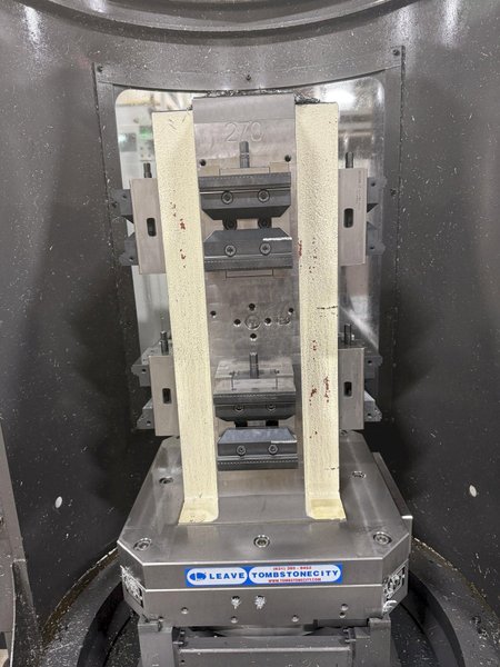 500mm x 500mm TOMBSTONE CITY B29  w/ 8 Schunk Vises