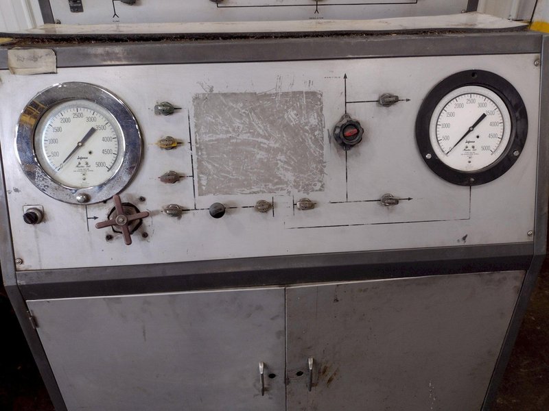 THOMPSON HYDRAULIC CYLINDER / PUMP TEST BENCH SYSTEM: STOCK #16585