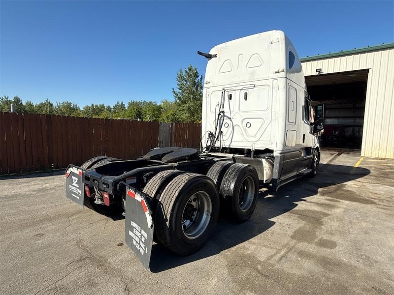 2023 Freightliner Cascadia 3AKJHHDR2PSNC6295