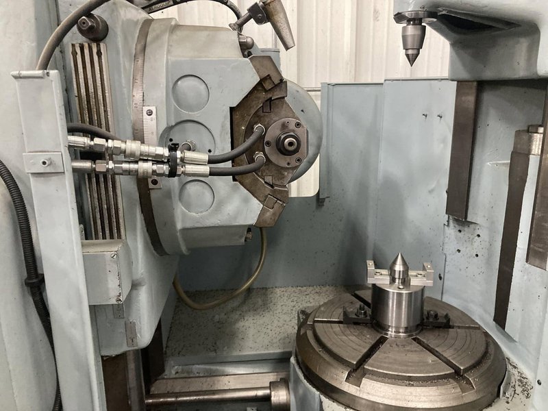 Pfauter P400 Gear Hobber, 1973 – Under Power, Tooling
