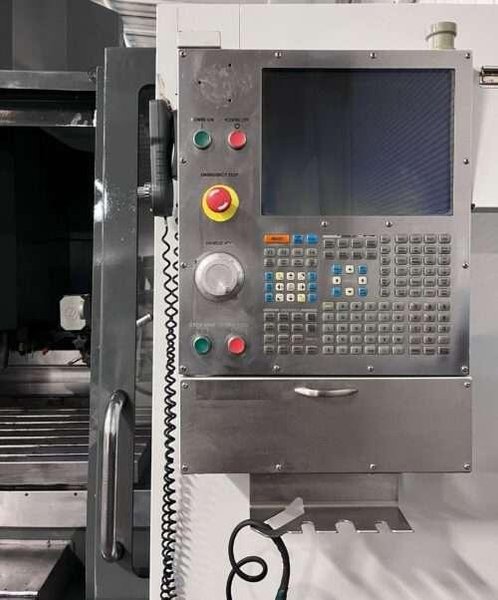 Haas VF-5/50 CNC Vertical Machining Center – 50 Taper Mill
