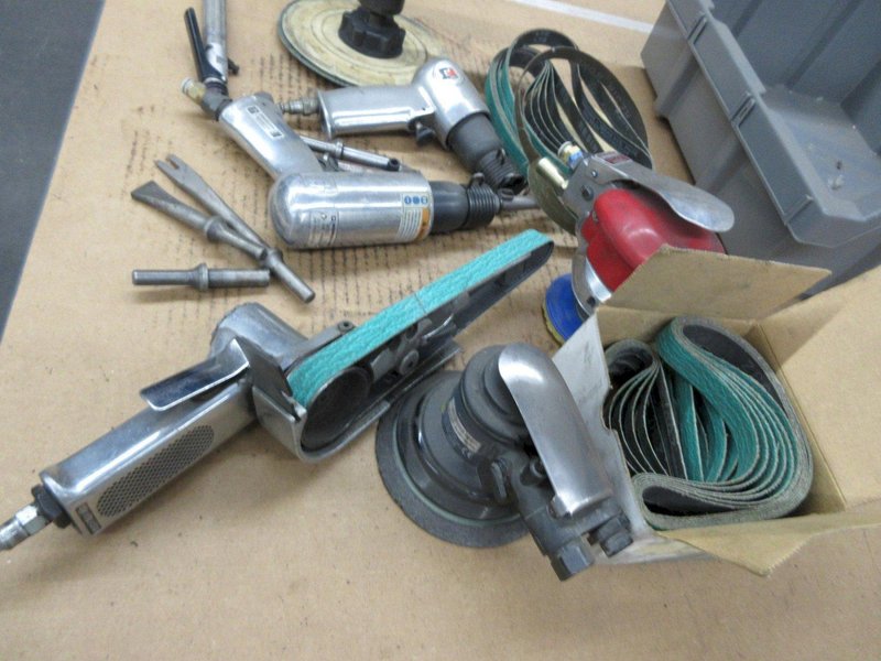 Pneumatic Air Tools, Chisels, Dayton Finger Sander, Random Orbital Sanders, 1/4&quot; Ratchet- Auction Item