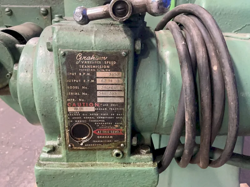 THE UNITED STATES MACHINE TOOL CO. 10”X42” VERTICAL MILL  -  V