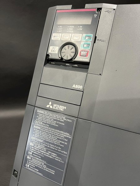 Mitsubishi FR-A800 3PH 31A 20HP Variable Frequency/Speed Drive FR-A840-00380-1-N6