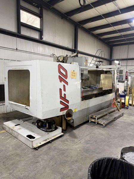 HAAS VF-10 VERTICAL MACHINING CENTER. STOCK # 0325526