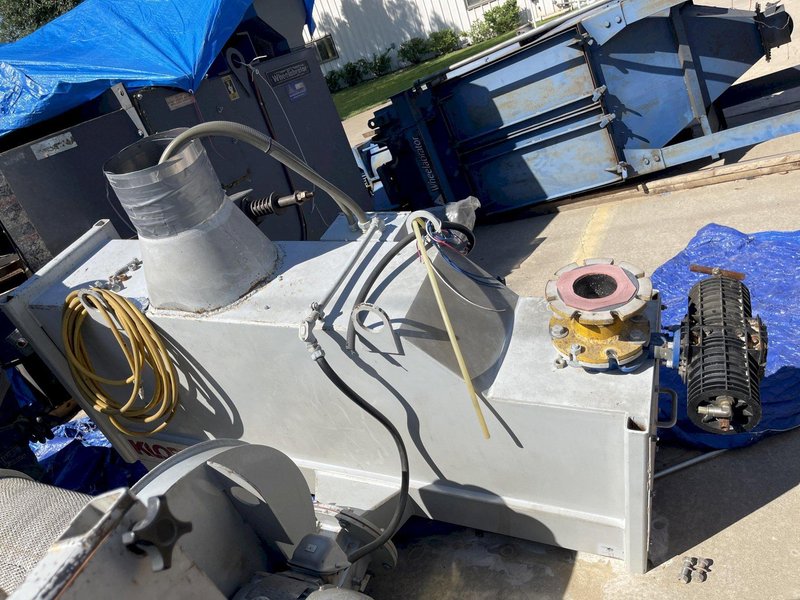 Kloster model 24-c-87 sand classifier s/n ms-7331 with custom controls and direct logic 205 plc