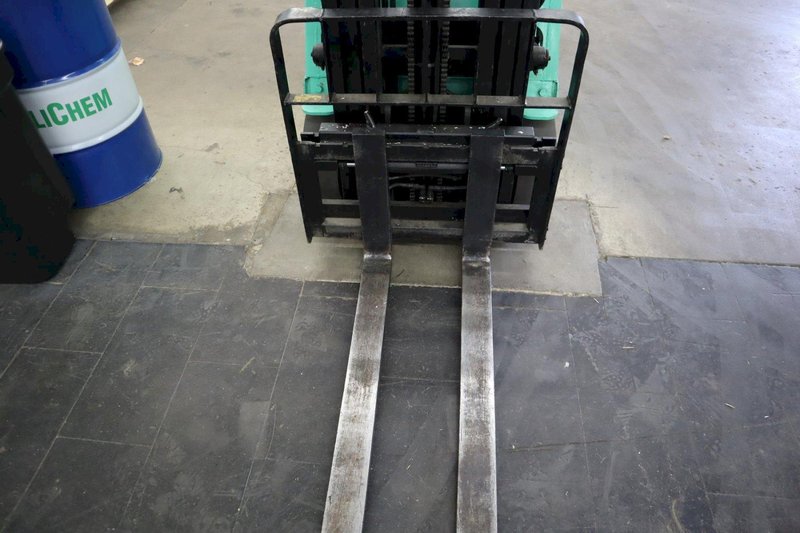 Mistubishi FGC15 Sit Down Propane Forklift Truck- Auction Item