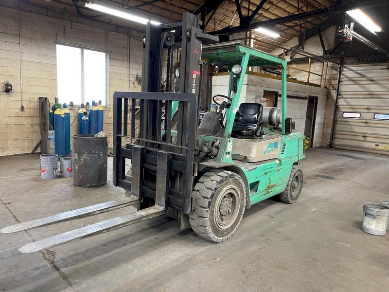 5000 LB MITSUBISHI LP FAS CHUSHION TIRE FORKLIFT: STOCK #77763