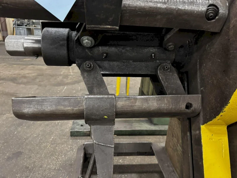 4,000 LB X 18" AMERICAN MODEL 60 UNCOILER: YOBRO #23927